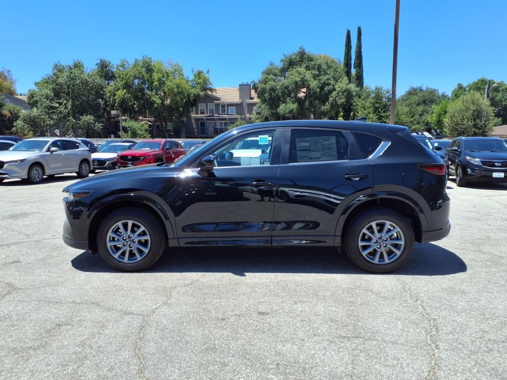 2025 Mazda CX-5 2.5 S Preferred photo 3