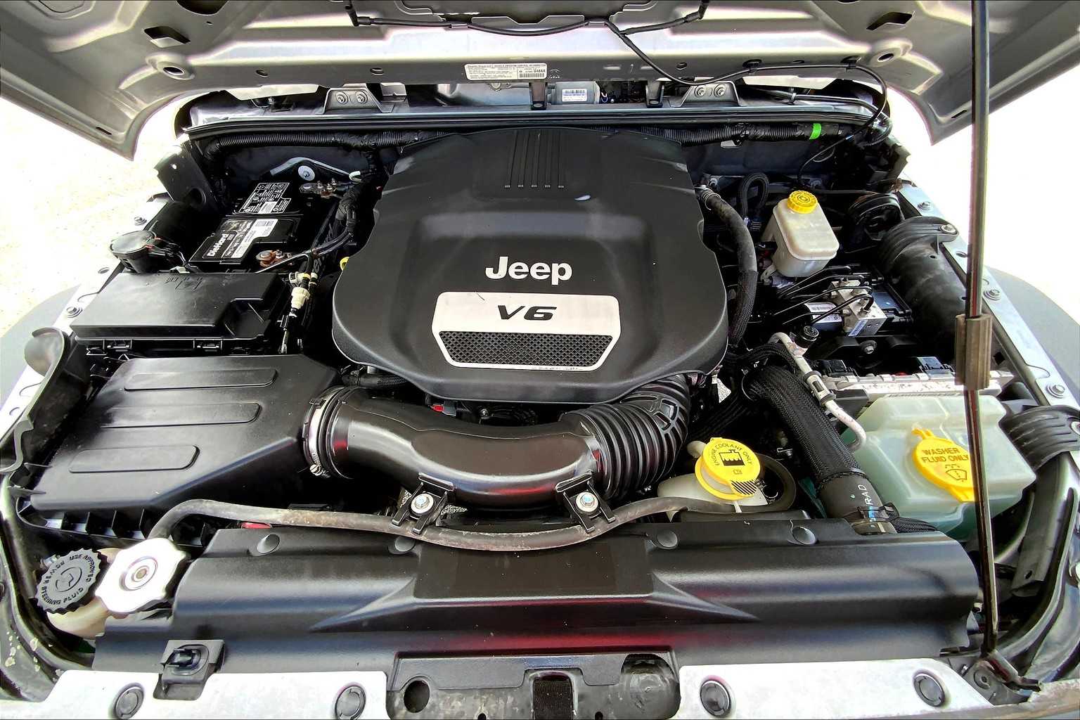 2014 Jeep Wrangler Sport photo 23