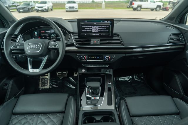 2024 Audi SQ5 Premium Plus photo 14