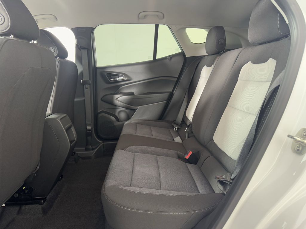 2024 Chevrolet Trax LS photo 15