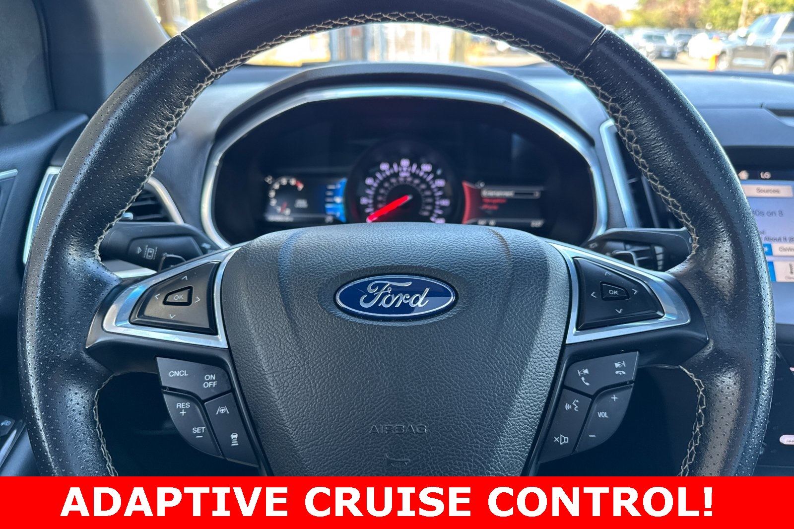 2019 Ford Edge ST photo 15