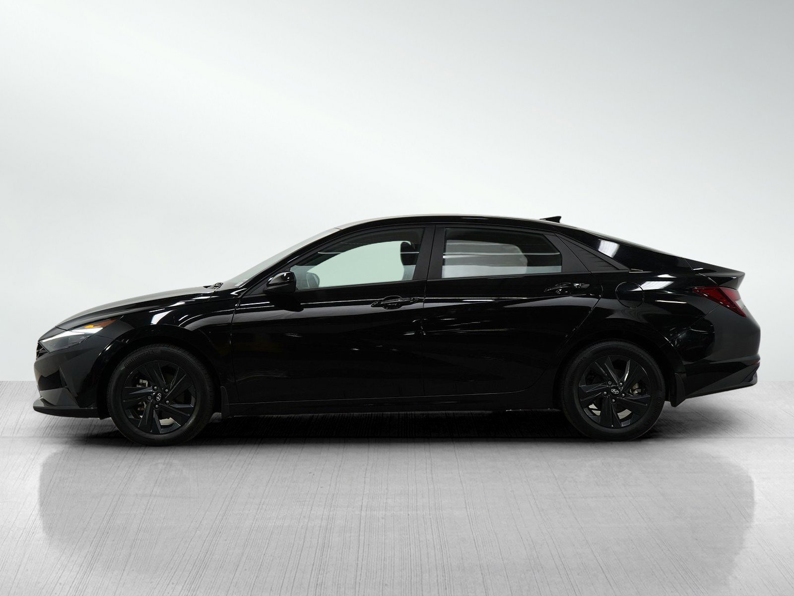 Used 2023 Hyundai Elantra SEL with VIN KMHLM4AG2PU394796 for sale in Minneapolis, Minnesota