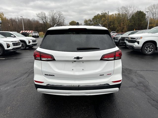 2023 Chevrolet Equinox RS photo 2