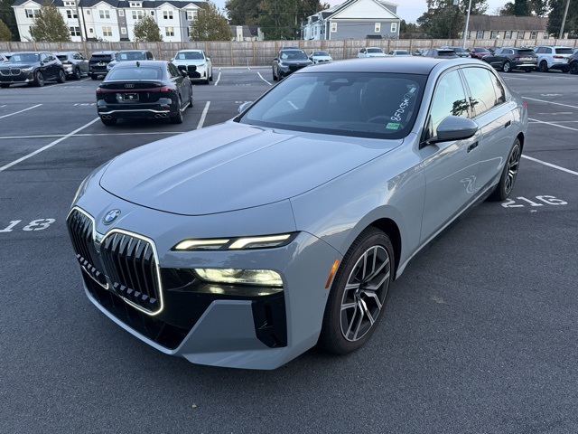 2025 Bmw 740i xDrive photo 3