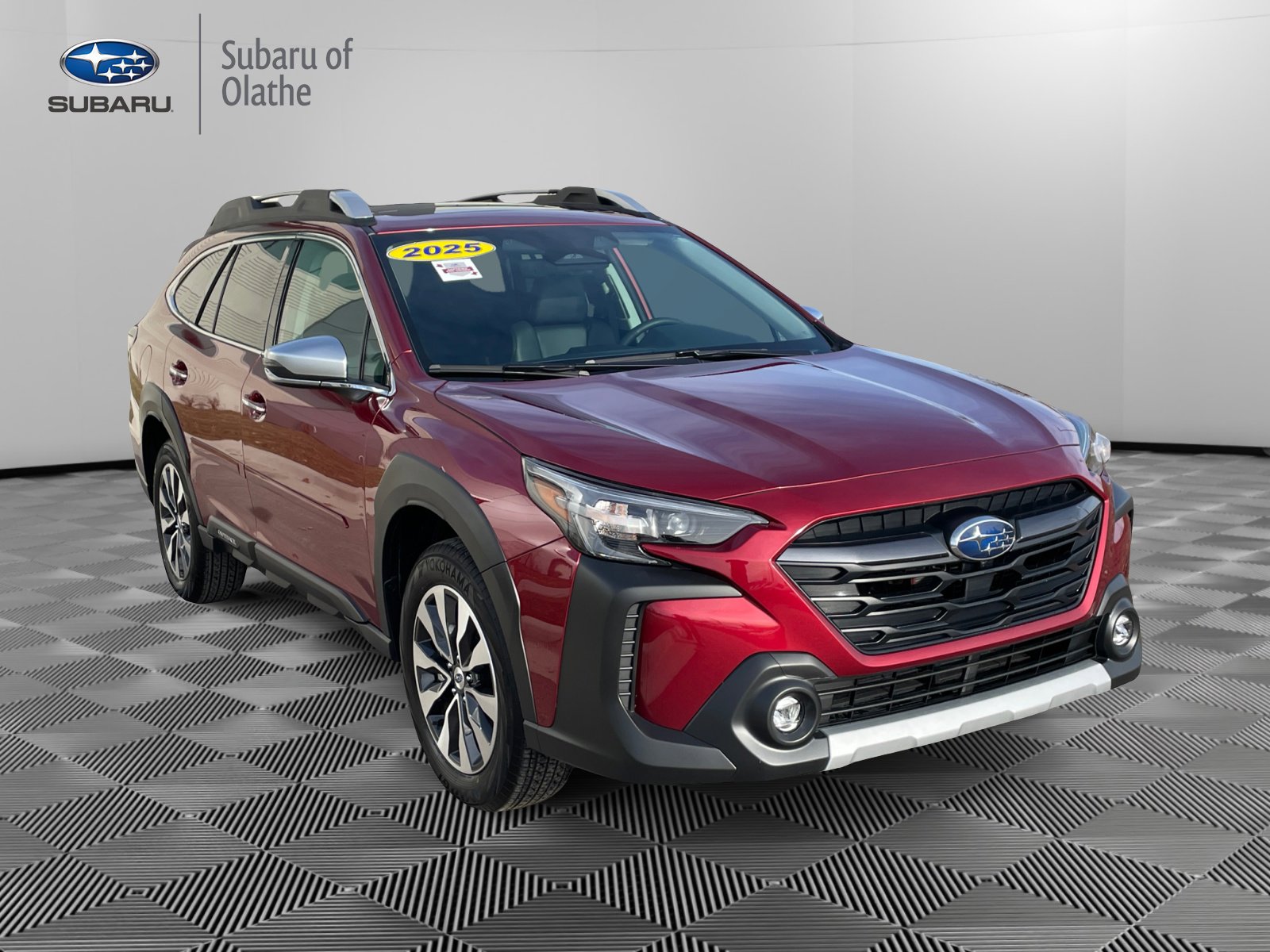 2025 Subaru Outback Touring's photo