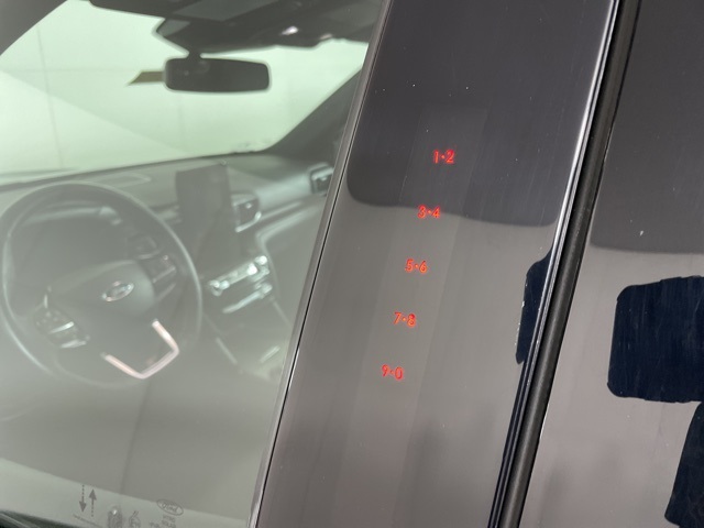 2022 Ford Explorer ST photo 6