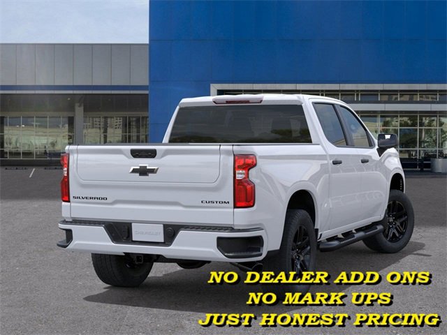 2026 Chevrolet Silverado Custom photo 3