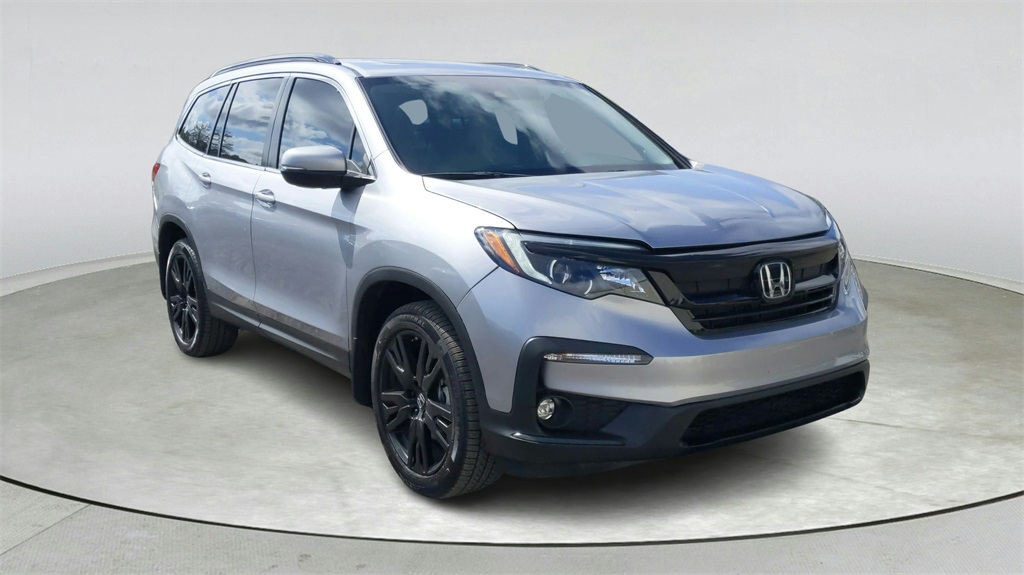 2022 Honda Pilot SE's photo