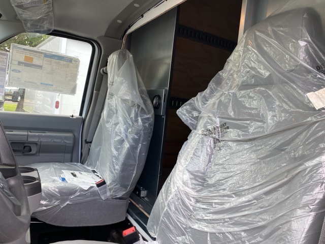 2024 Ford E-350 photo 12