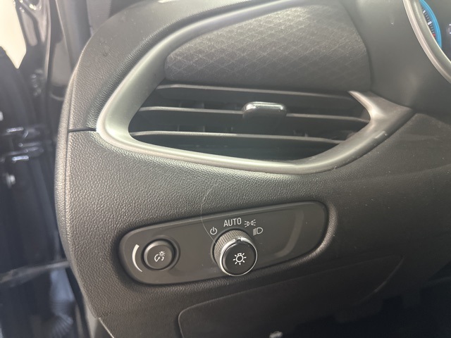 2022 Chevrolet Malibu 1LT photo 21