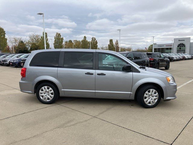 2019 Dodge Grand Caravan SE photo 4