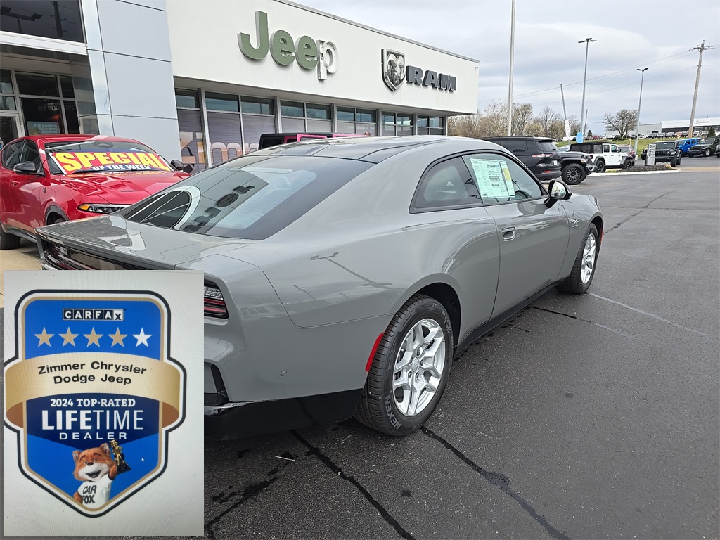 2025 Dodge Charger R/T photo 8