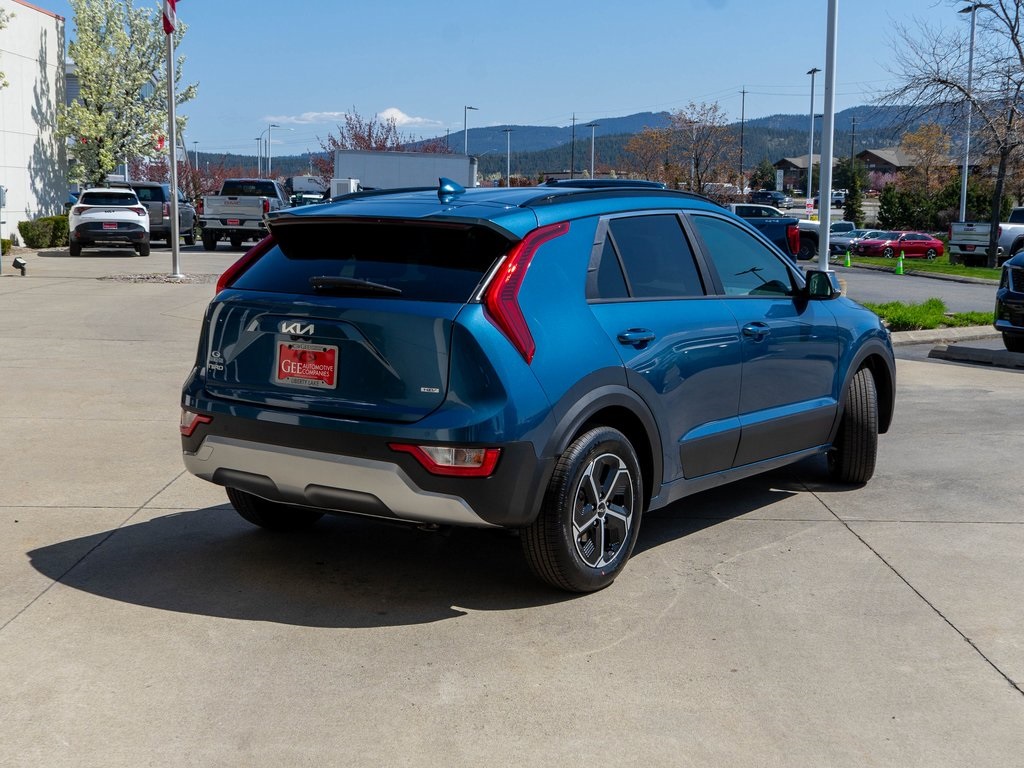 2025 Kia Niro EX photo 6