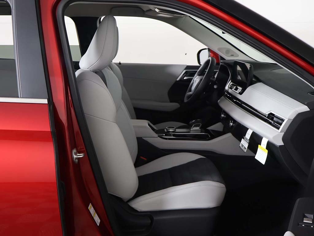 2025 Mitsubishi Outlander SE Ralliart photo 26