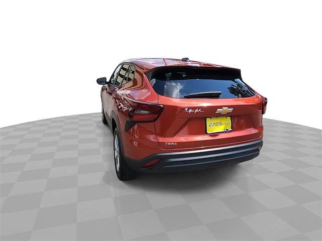 2024 Chevrolet Trax LS photo 7