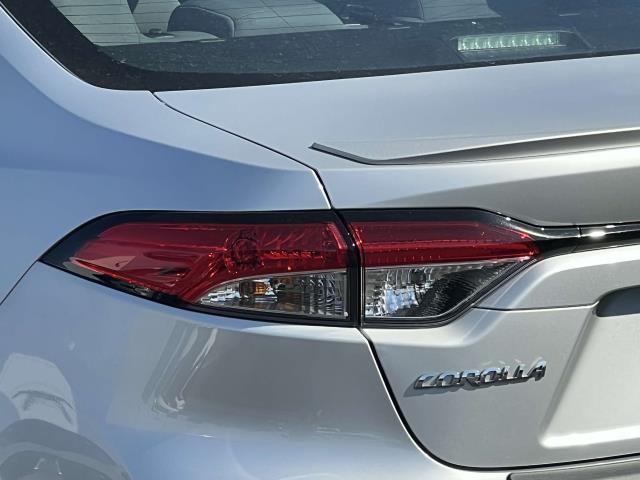 2023 Toyota Corolla SE photo 7
