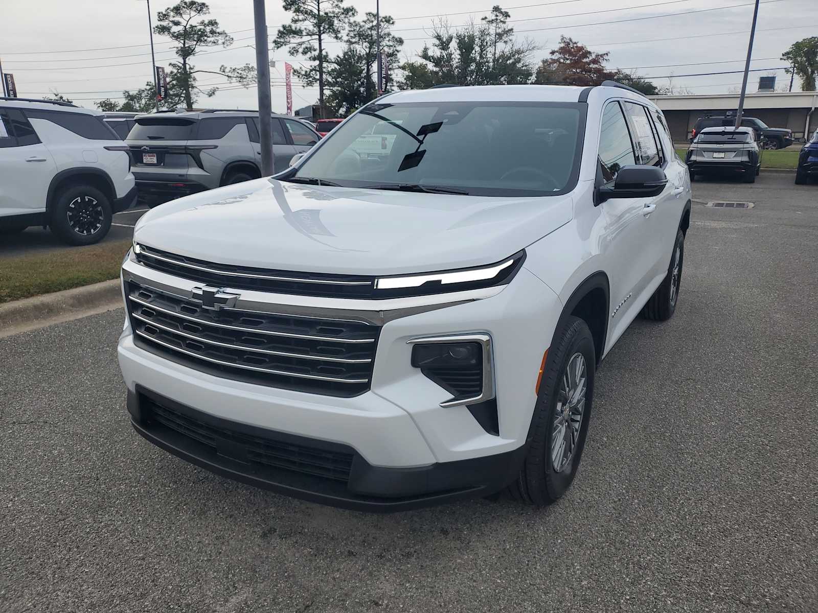 2026 Chevrolet Traverse LT's photo