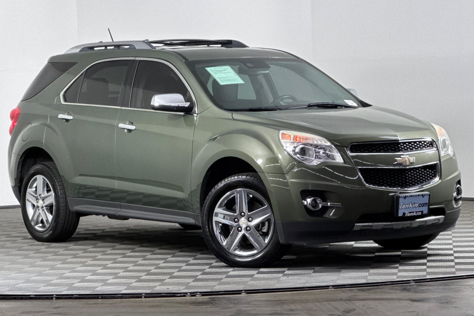 2015 Chevrolet Equinox LTZ photo 2