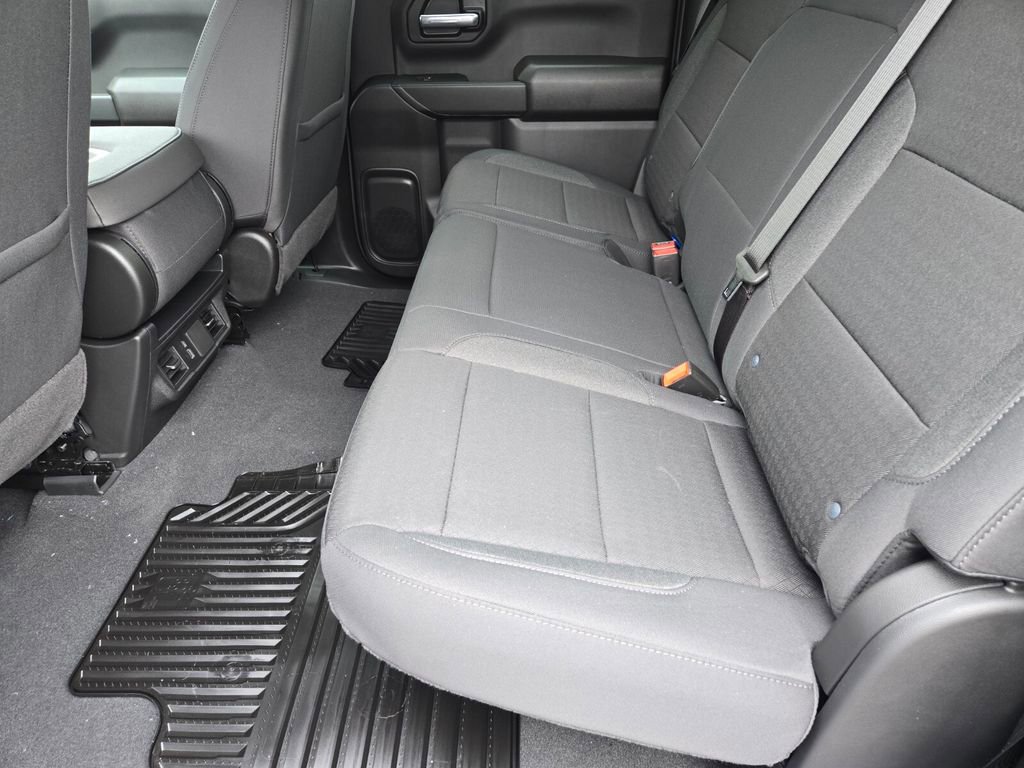 2026 Chevrolet Silverado 1500 Custom photo 6