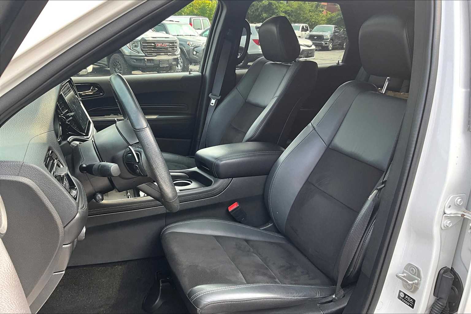 2022 Dodge Durango GT Plus photo 10