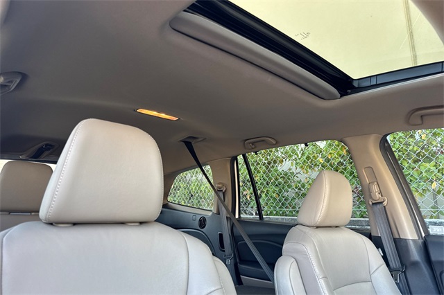 2020 Honda Pilot EX-L photo 19