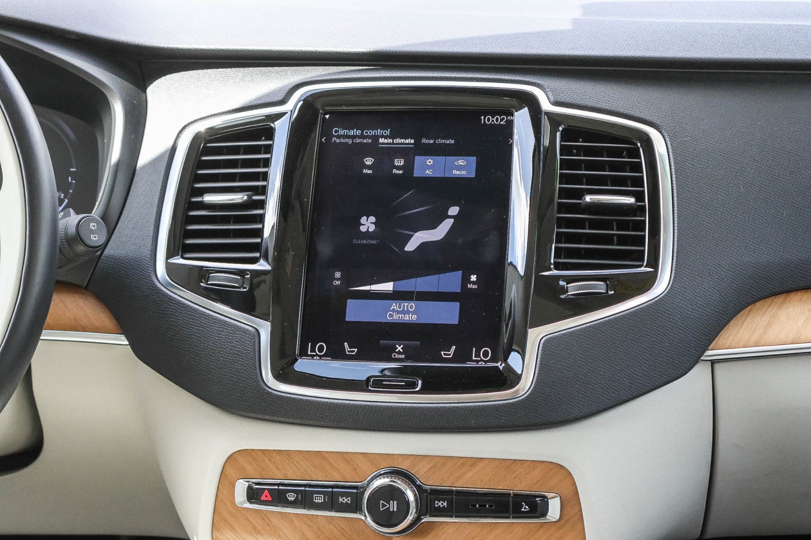 2022 Volvo XC90 Recharge Inscription Expression photo 16