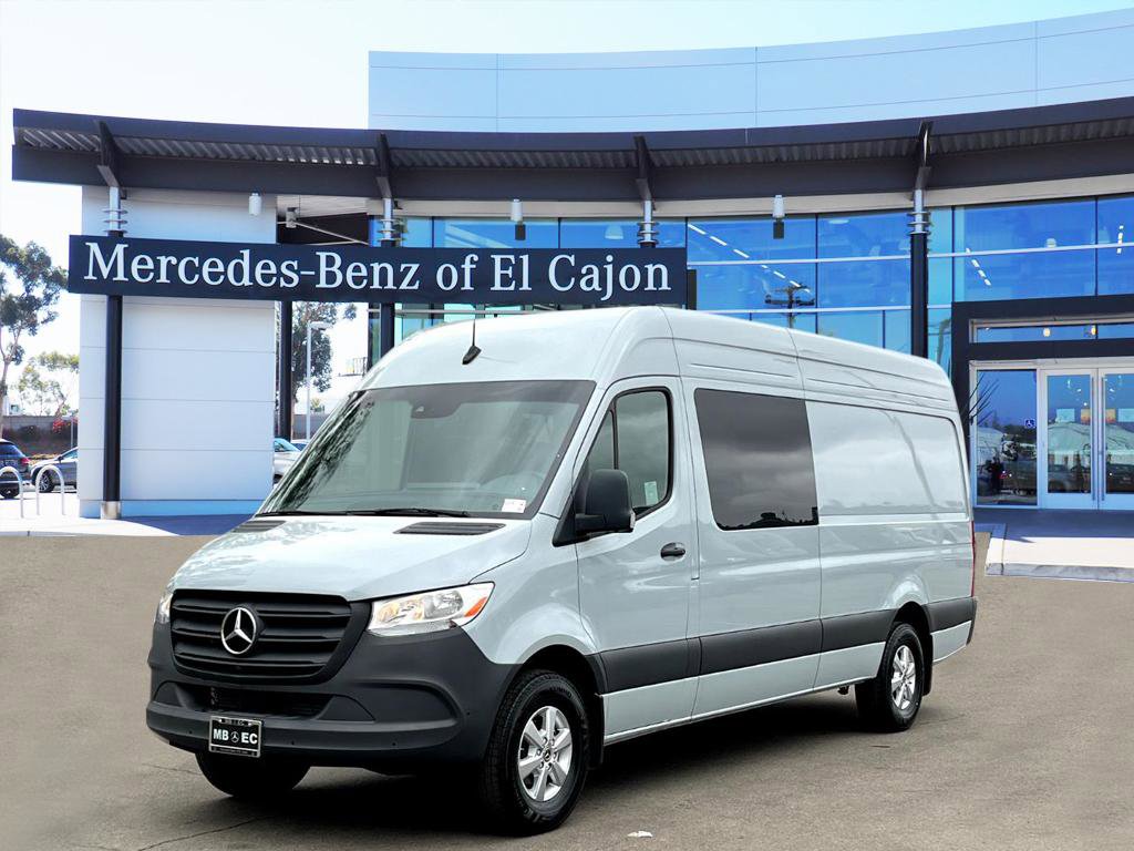 2024 Mercedes-Benz Sprinter Crew Van