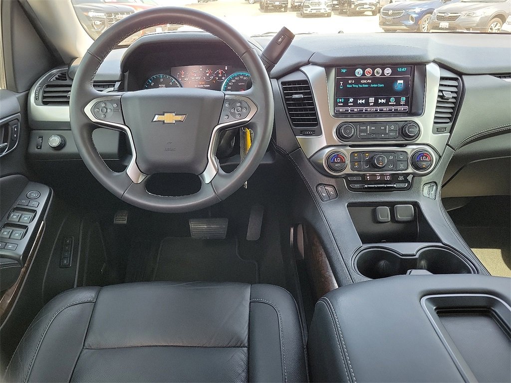 2017 Chevrolet Tahoe LT photo 17