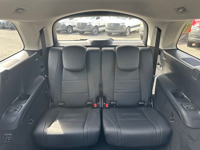 2025 Mercedes Benz GLS 450 4MATIC photo 36
