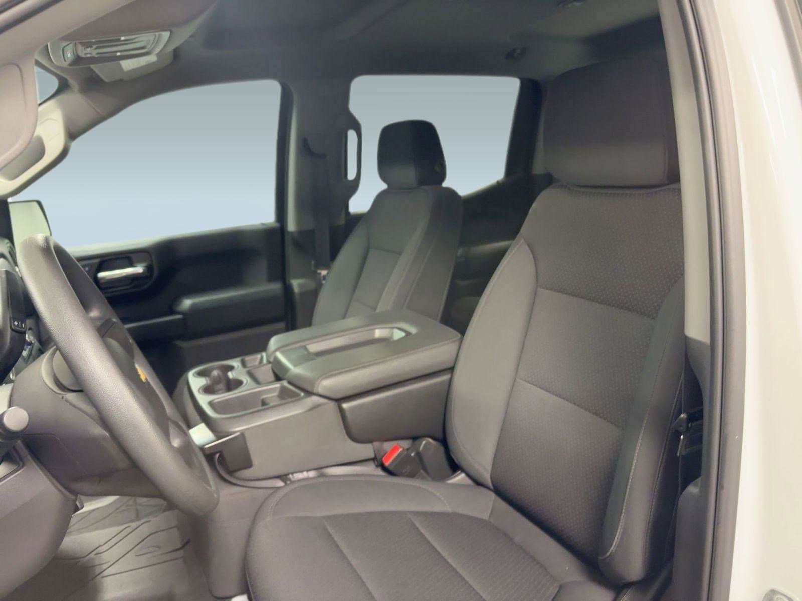 2021 Chevrolet Silverado 1500 Custom photo 4