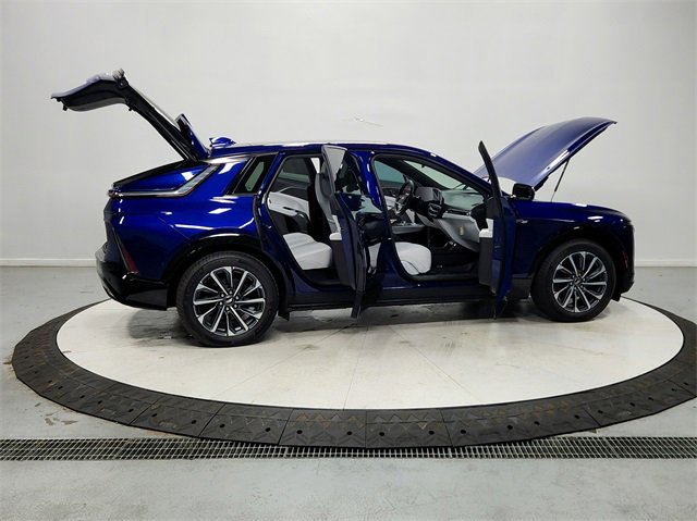 2024 Cadillac Lyriq Sport photo 15