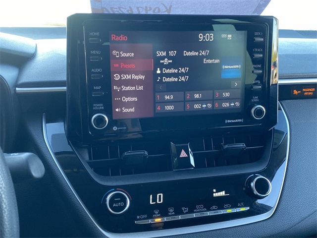 2022 Toyota Corolla LE photo 25