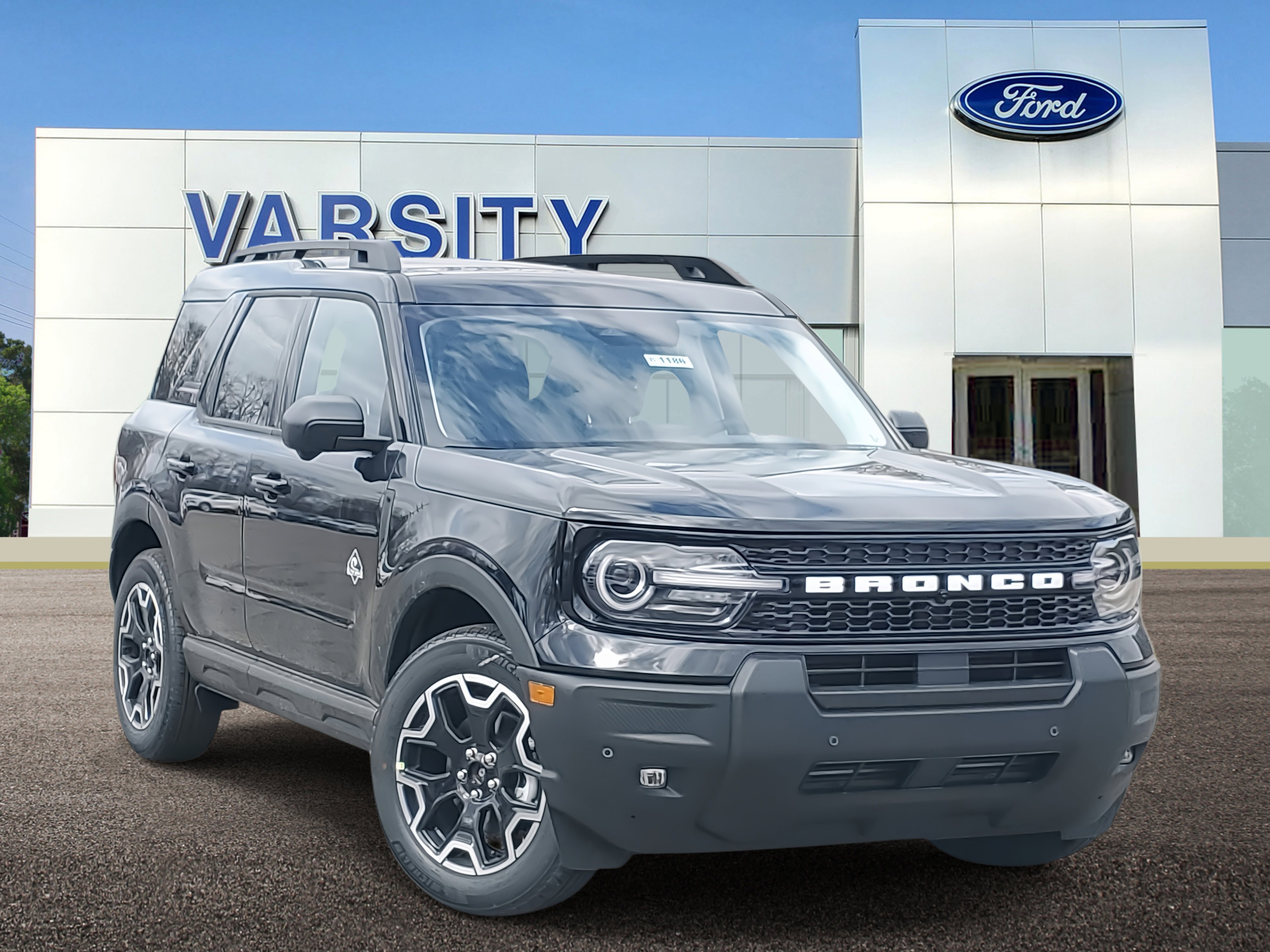 2025 Ford Bronco Sport Outer Banks's photo