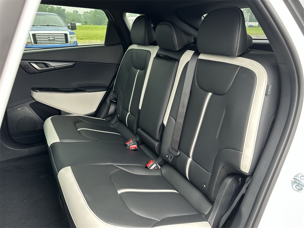 2025 Kia EV6 GT-Line photo 27