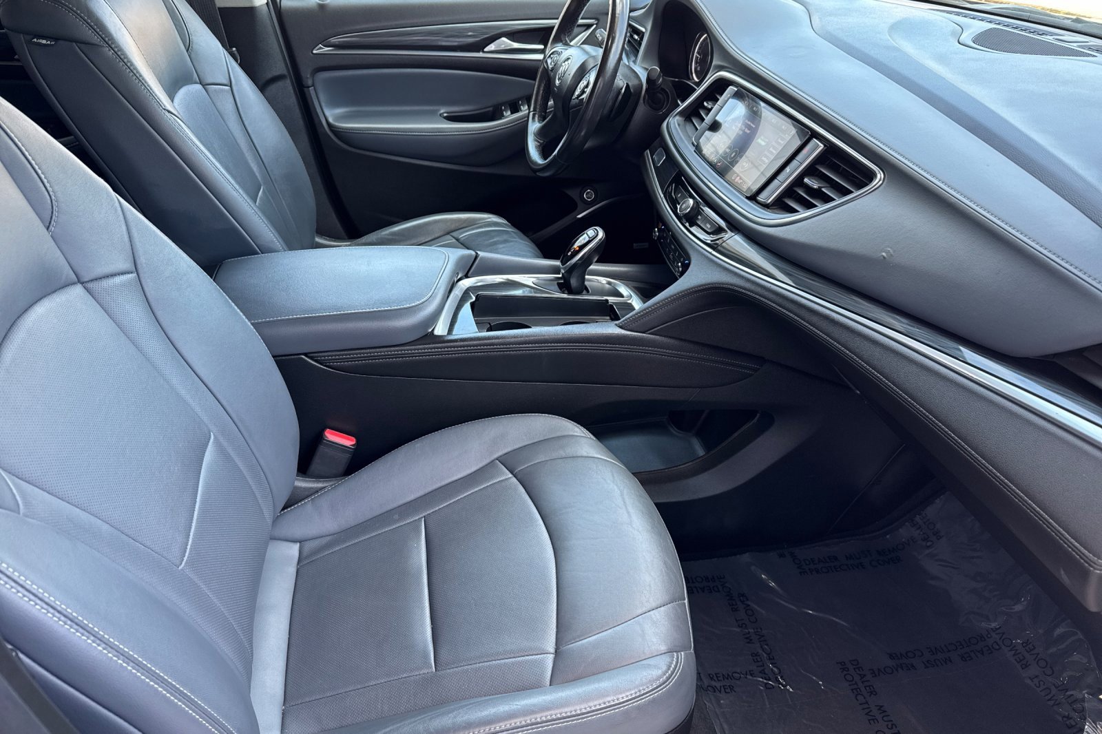 2021 Buick Enclave Essence photo 19