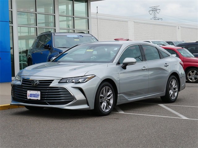 Used 2021 Toyota Avalon XLE with VIN 4T1JZ1FB0MU063179 for sale in Roseville, Minnesota