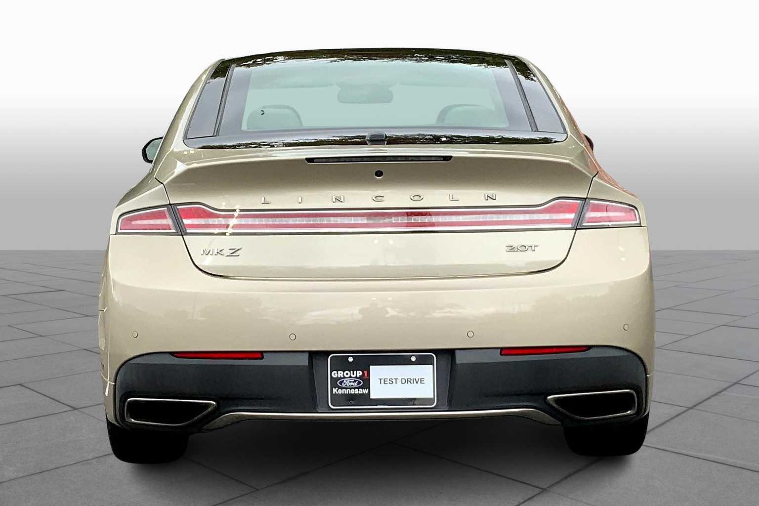 2017 Lincoln MKZ Reserve photo 4