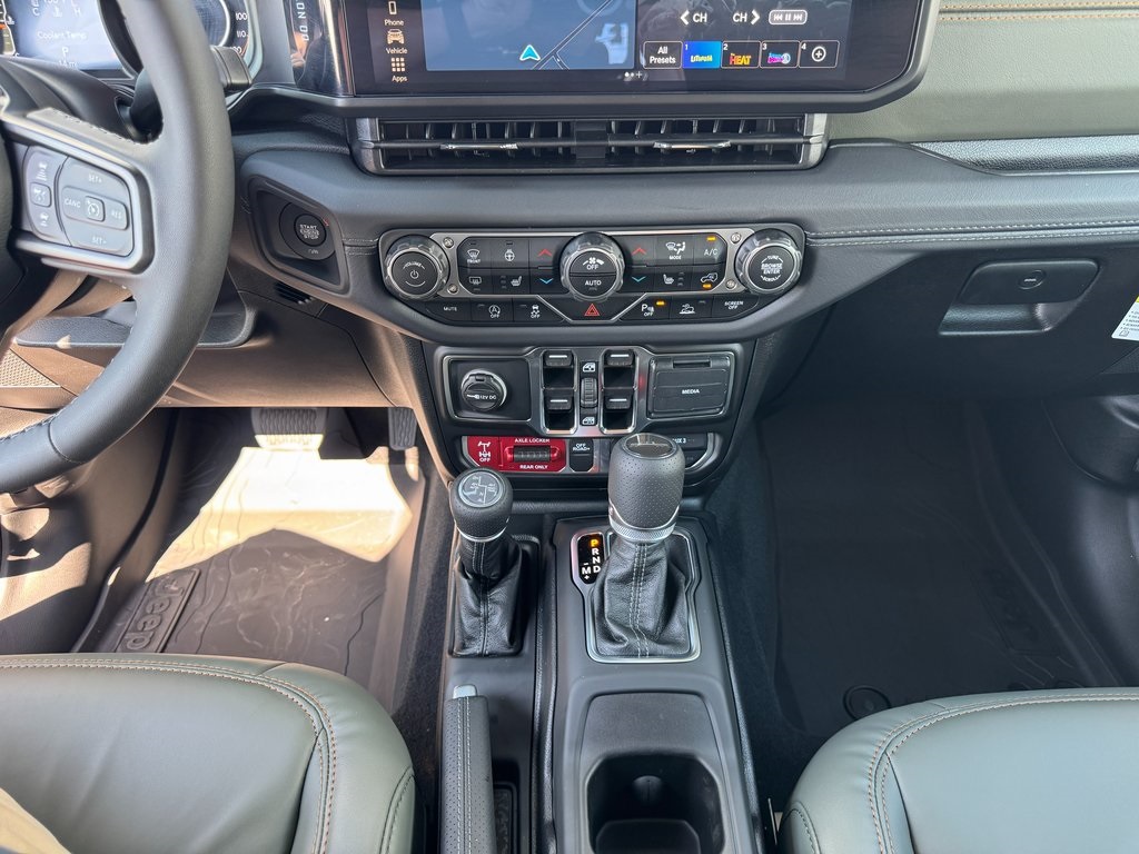 2025 Jeep Gladiator Mojave photo 26
