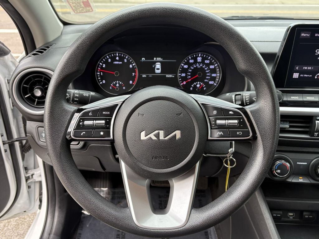 2023 Kia Forte LXS photo 15