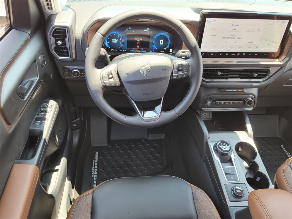 2025 Ford Bronco Sport Outer Banks photo 7
