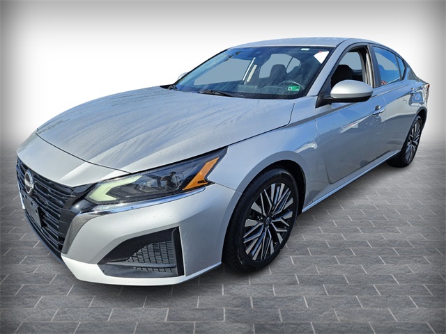 2023 Nissan Altima 2.5 SV photo 3