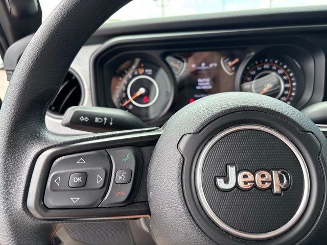 2025 Jeep Gladiator Sport photo 24