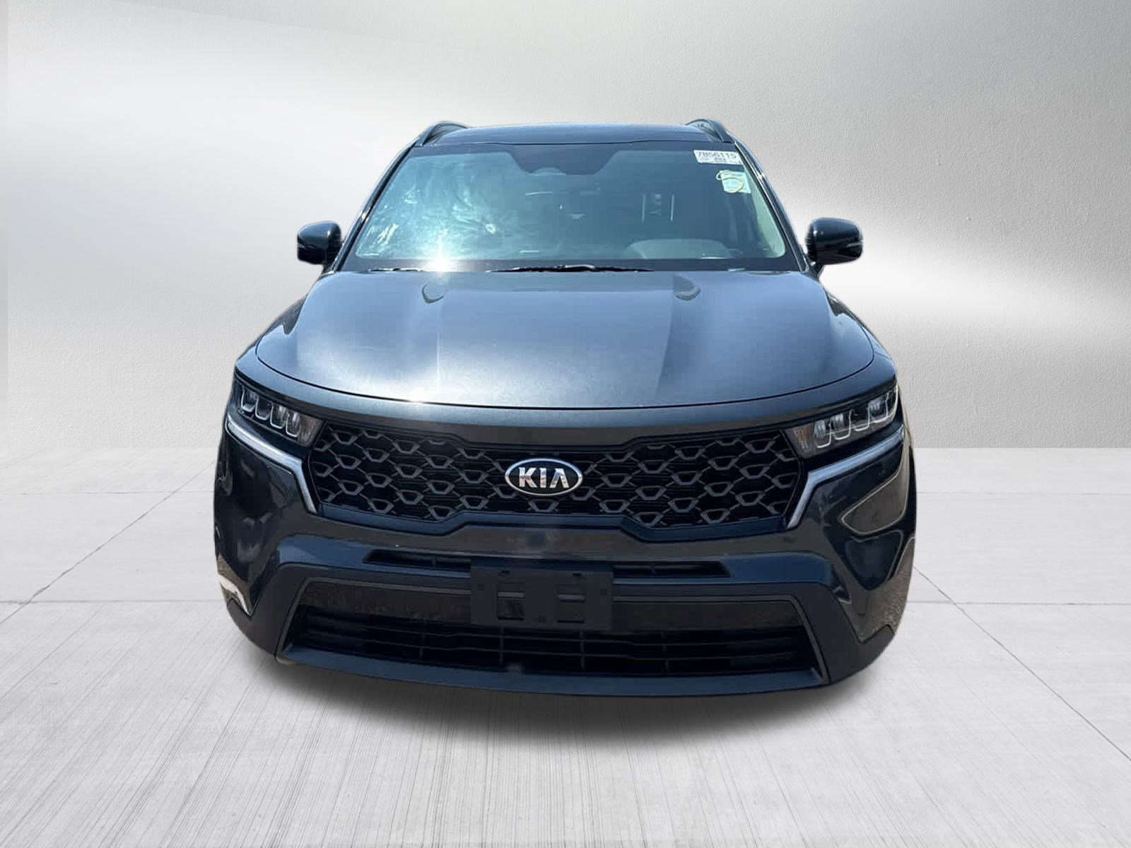 2021 Kia Sorento S photo 2
