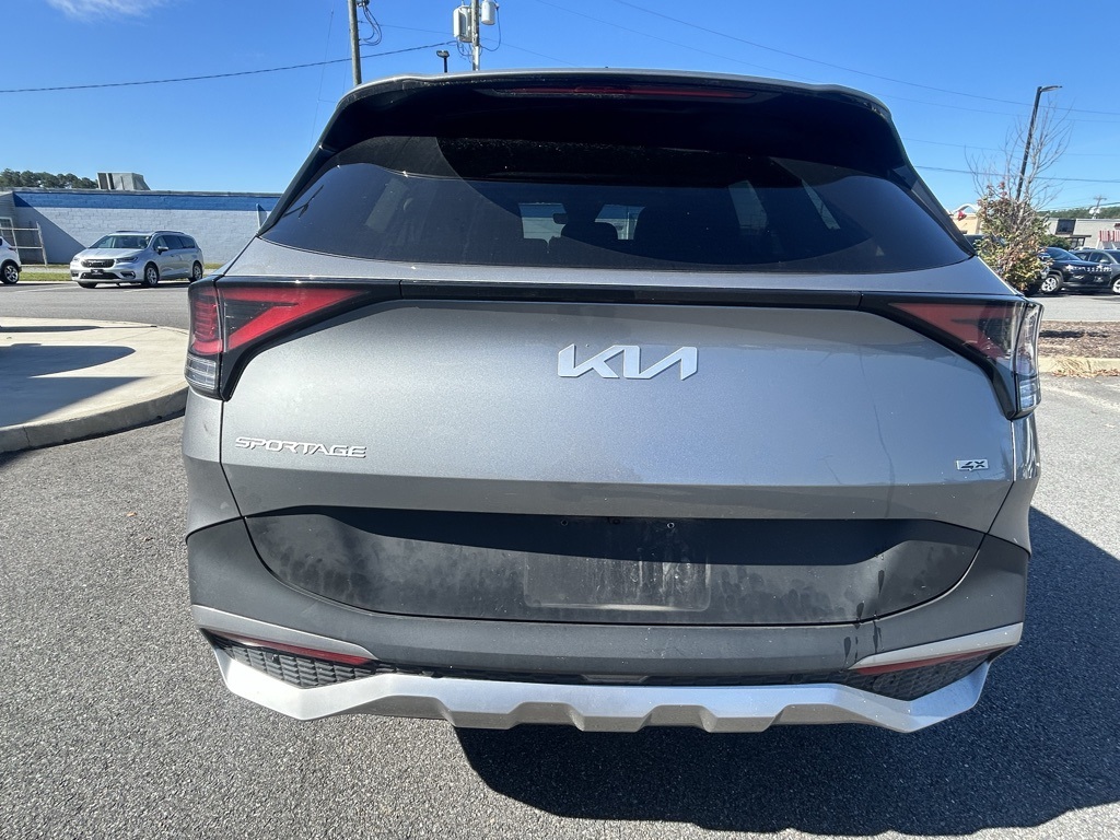 2024 Kia Sportage LX photo 3