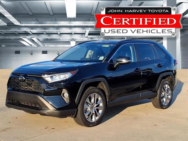 2021 Toyota RAV4 XLE Premium's photo