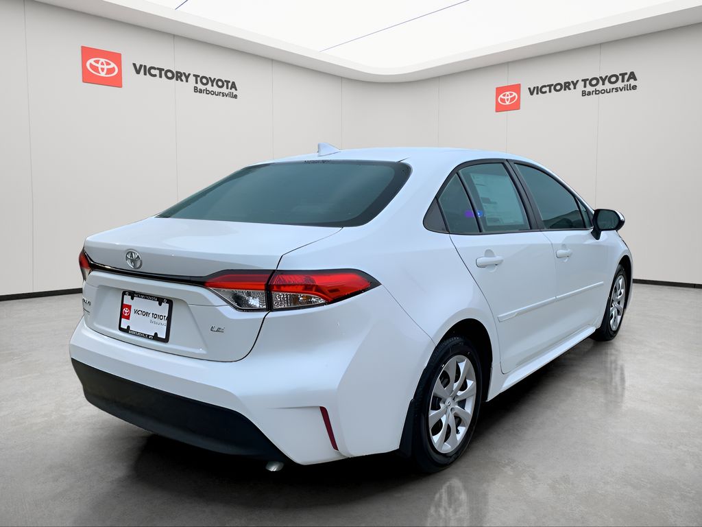 2026 Toyota Corolla LE photo 3