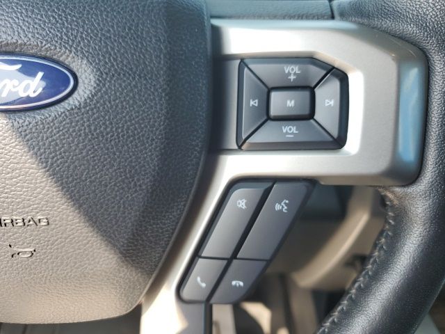 2020 Ford F-150 Lariat photo 28
