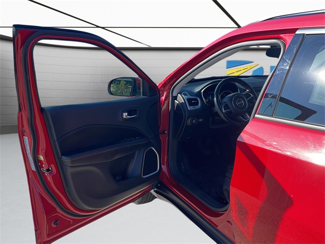 2021 Jeep Compass Latitude photo 33
