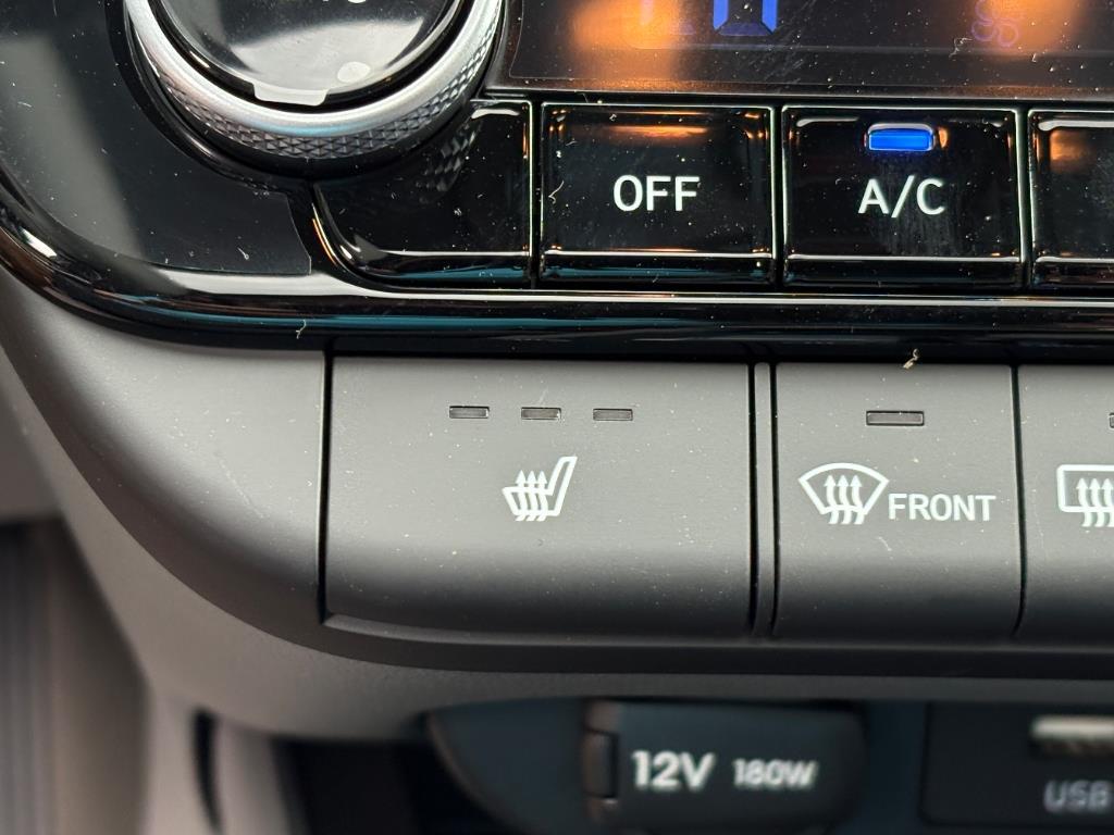 2025 Hyundai Elantra SEL Convenience photo 10