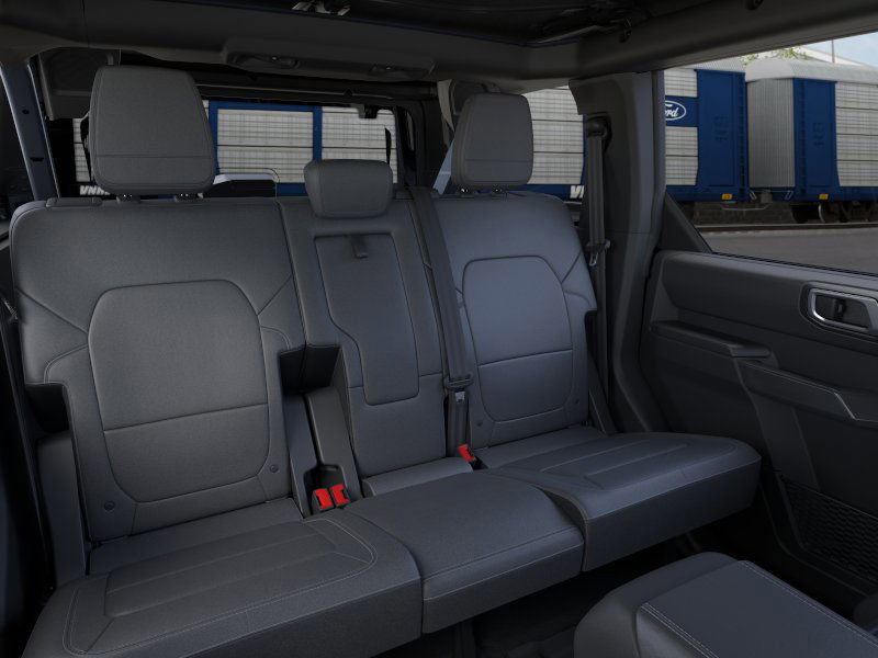2025 Ford Bronco Outer Banks photo 10